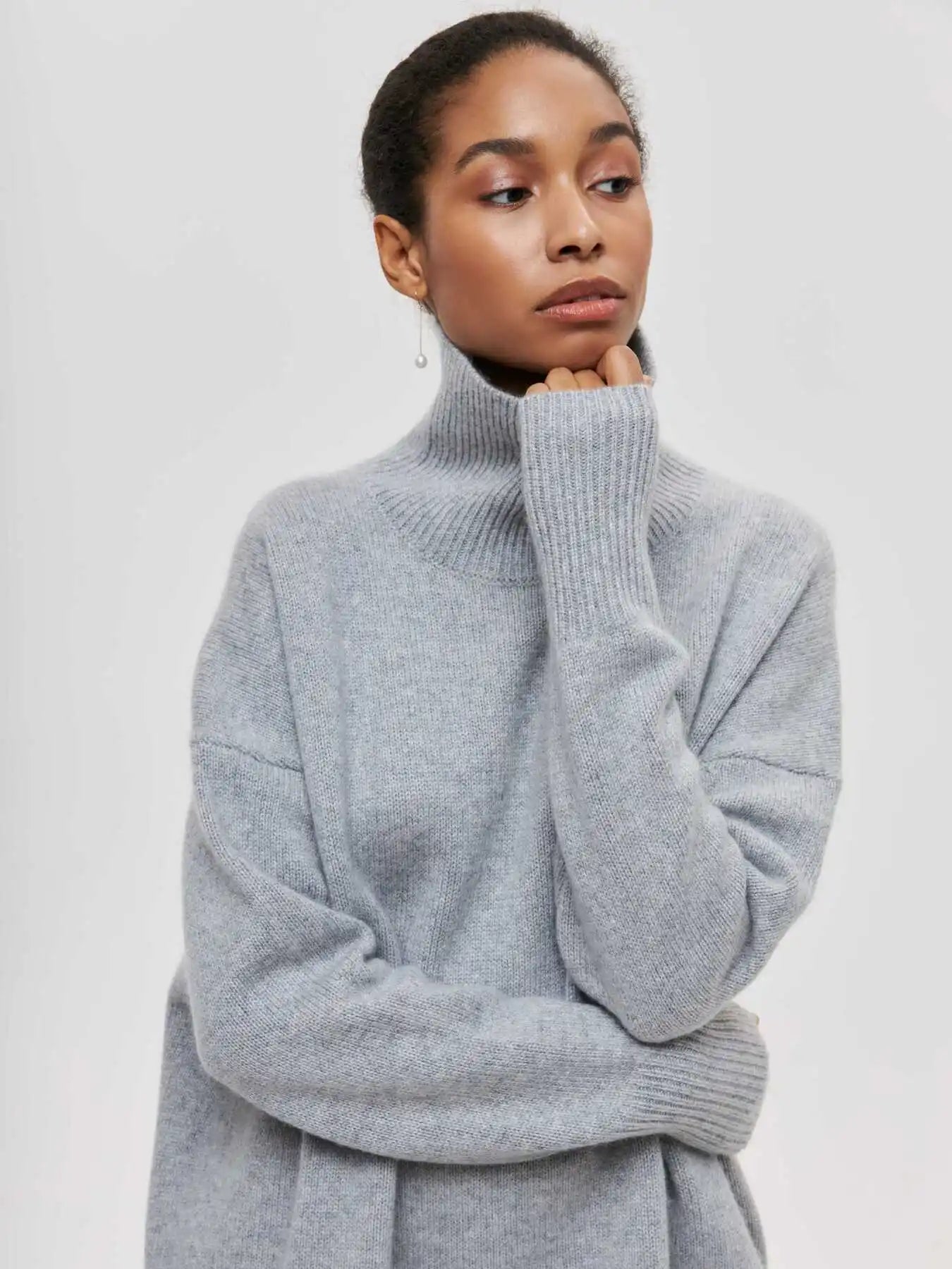 LARA™ | REFINED OVERSIZED TURTLENECK