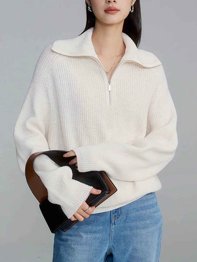 Luisa - Elegant loose sweater with zip closure